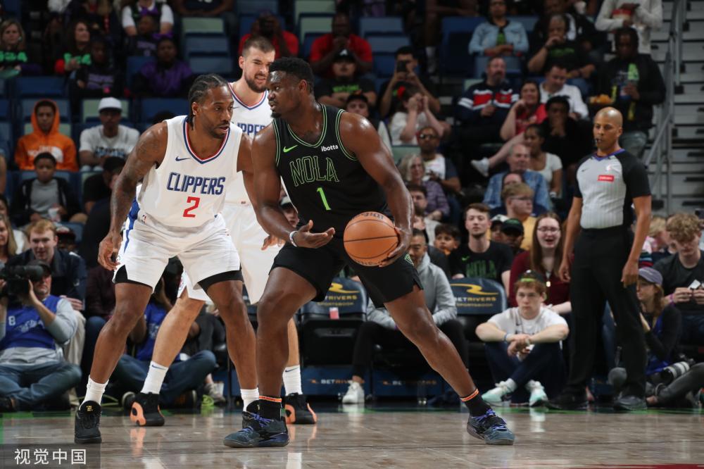 的沉着冷静 的沉着冷静